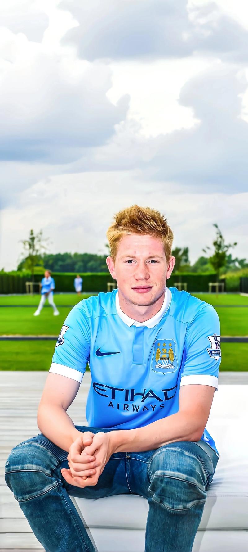 曼城主场7-0大胜伯恩茅斯