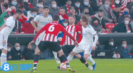 长嶋监督的庇护 巨人永远的3号纪念赛盼再胜阪神｜日职