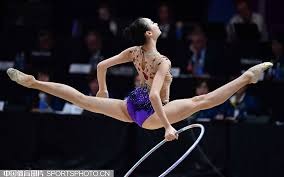 [NBA]锁定五佳球！伦纳德强杀内线飞身隔扣