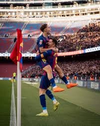 剑南春丨拜仁让二追六6-2逆转弗赖堡，奥利塞2射3传，卡尔传射